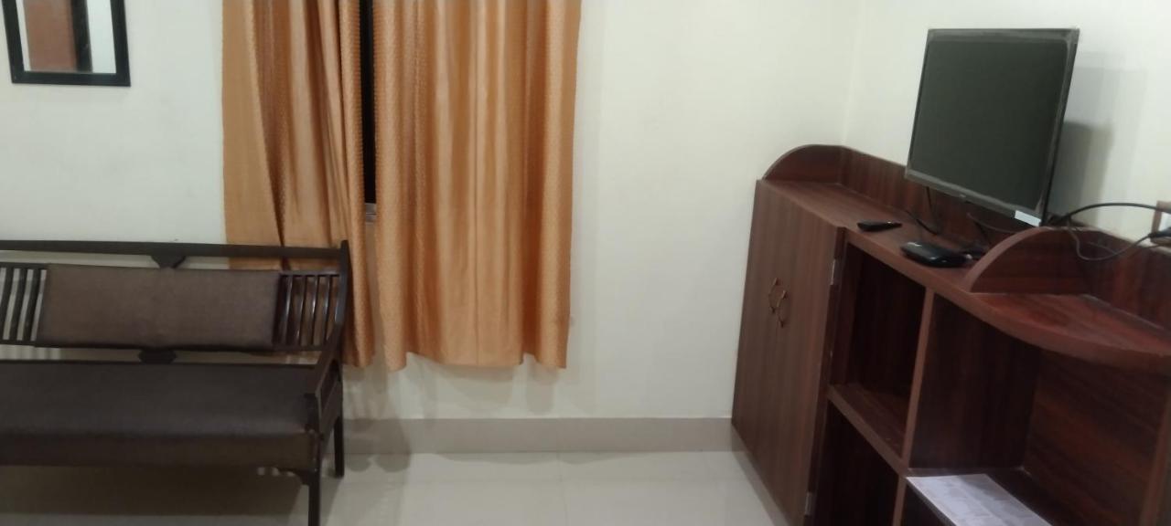 New Milan Palace, Deoghar Bagian luar foto