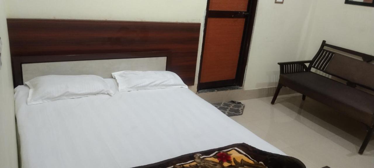 New Milan Palace, Deoghar Bagian luar foto