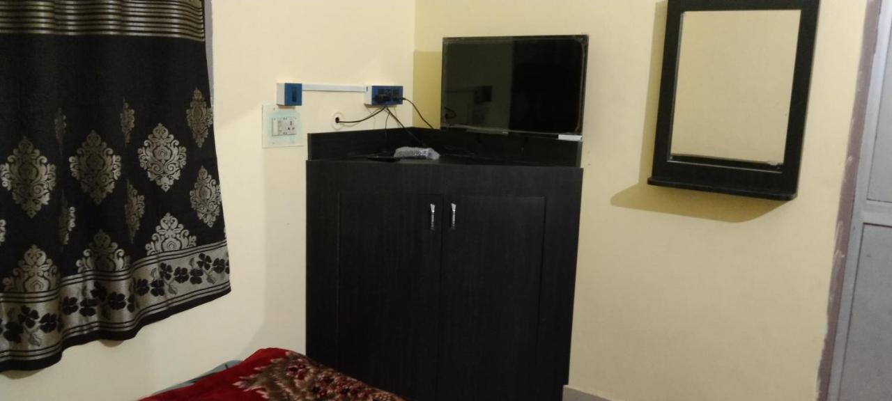 New Milan Palace, Deoghar Bagian luar foto